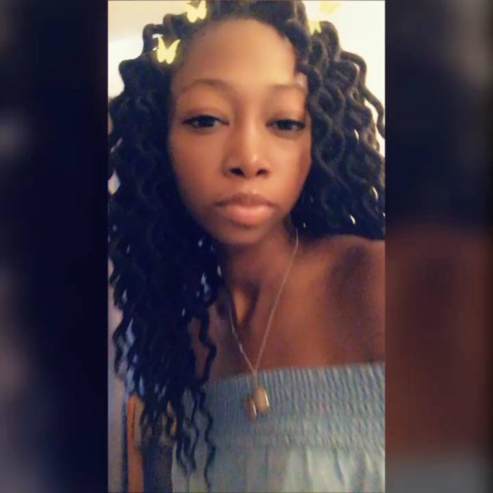 Meet your Posher, Ayawnna